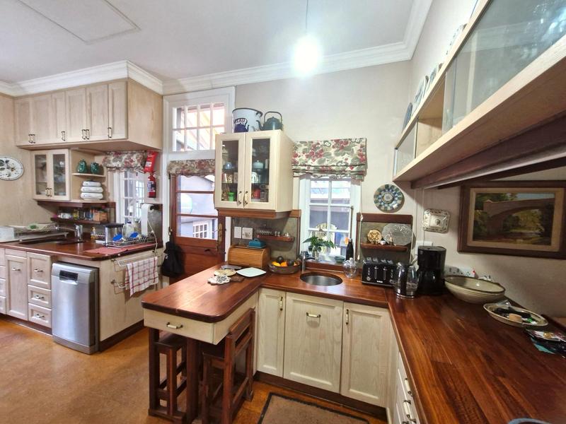 4 Bedroom Property for Sale in Rondebosch Western Cape